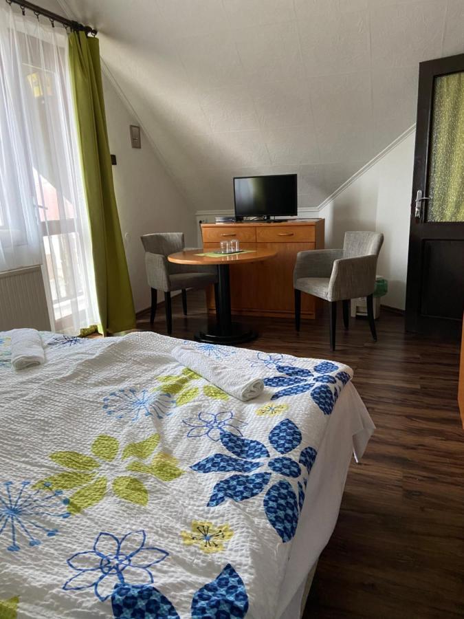 Körmend Teke Panzio Bed & Breakfast エクステリア 写真